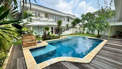 Hunian Elite di Kawasan Cilandak, Jakarta Selatan, LB 50m², Harga 23 Miliar