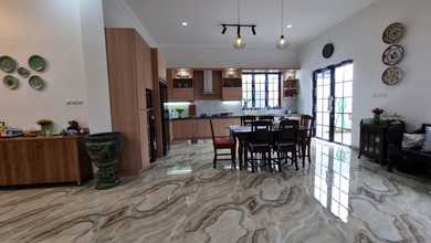 Rumah Prestisius di Kawasan Sawangan, Depok, LB 450m², Harga 5,5 Miliar