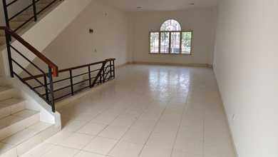 DISEWAKAN Ruko SPARK 3 Lantai di Gading Serpong Lokasi Prime di Jalan Raya