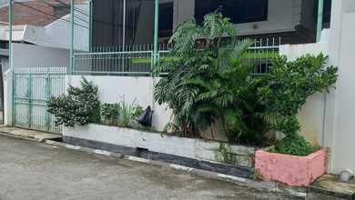 Promo Rumah di Daan Mogot, Jakarta Barat, LB 210m², Harga 2,5 Miliar