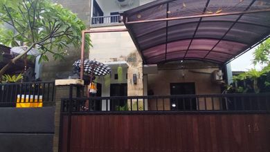 Kesempatan Rumah di Denpasar Timur, Denpasar, LB 130m², Harga 1,8 Miliar