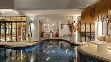 Villa Desain Mewah Jimbaran Kuta Selatan Bali, Lokasi Strategis 