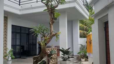 Villa Baru Tampak Siring Gianyar Bali, View Sawah Hijau