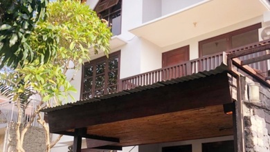 Kesempatan Rumah di Jimbaran, Badung, LB 225m², Harga 2,2 Miliar