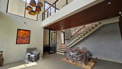 Villa Baru 2lantai Furnish Jl Semer Kerobokan Kuta Utara Bali