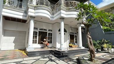 For Sale rumah Premium di Pemogan, Denpasar - LT 400m²