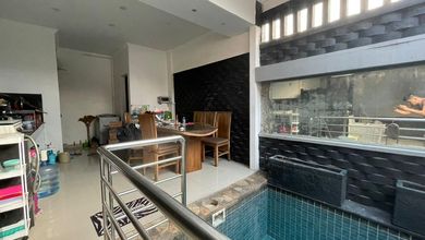 Kesempatan Rumah di Denpasar Barat, Denpasar, LB 130m², Harga 2 Miliar