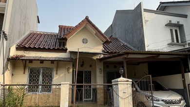 Rumah Premium Luas 96 Jual area Villa Melati Mas, Tangerang Selatan