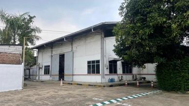 Pabrik / Gudang Strategis Pinggir Jalan Raya Serang Km 10 Cikupa, Tangerang