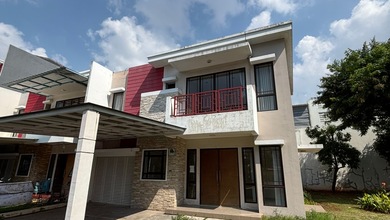 Penawaran Eksklusif, rumah Prestisius di Green Lake City, Jakarta Barat, LB 285m²