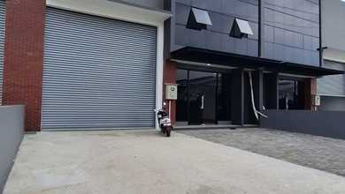 Disewakan Gudang 576m2  Siap Pakai Dalam Kawasan Pergudangan di Legok