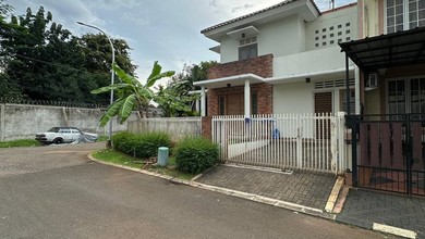 Rumah Area Premium Jatikarya, Bekasi - Harga Terbaik 2,67 Miliar