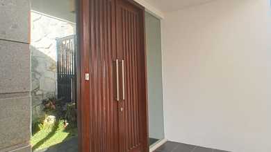 Rumah Sewa Nyaman Lokasi Citraland, Surabaya, LB 400m²
