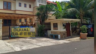 Rumah Prestisius di Kawasan Kemang, Jakarta Selatan, LB 450m², Harga 20 Miliar