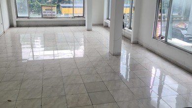 Ruko Gandeng 4 Lantai Rawamangun Siap Pakai Lokasi Strategis