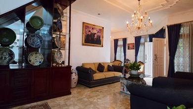 Rumah Mewah di Kebayoran Lama, Jakarta Selatan, 5 Kamar Tidur, LT 363m²