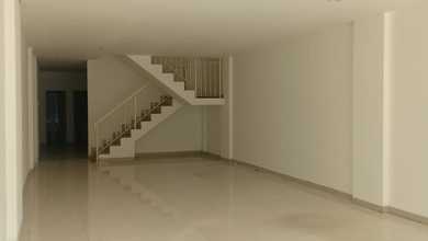 Ruko Gandeng 3 Unit 5 Lantai Rawamangun Siap Pakai Strategis