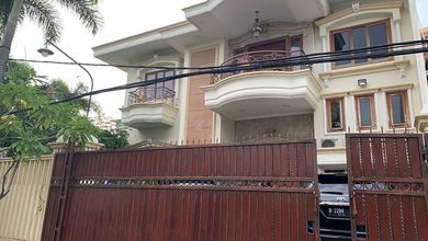 Rumah Mewah di Kawasan Sunter, Jakarta Utara, LB 450m², Harga 11 Miliar