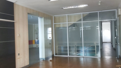 Disewa 2 Ruko Gandeng Lauze Raya Dekat Pasar Baru Sudah Tembus