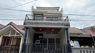 Rumah Siap Pakai di Kawasan Villa Melati Mas, Tangerang Selatan, LT 90m²