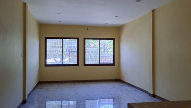 Dijual murah ruko bagus 2 lantai di kelapa gading tidak banjir sdh tinggi dan bangunan baru di renov