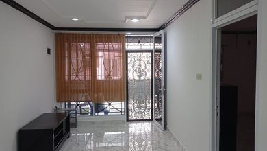 Rumah Sewa Nyaman Lokasi Kelapa Gading, Jakarta Utara, LB 90m²