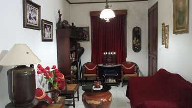 Rumah Elite di Kawasan Kelapa Gading, Jakarta Utara, LB 200m², Harga 4,7 Miliar