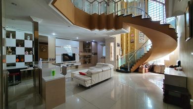 Hunian Mewah di Kelapa Gading, Jakarta Utara, 4 Kamar Tidur, LT 377m²