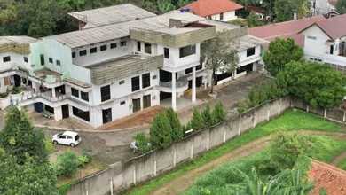 dijual murah gedung kantor  3 lantai dan tanah di daerah jakarta selatan 