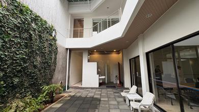 Hunian Prestisius di Kawasan Kedoya Baru, Jakarta Barat, LB 594m², Harga 17,5 Miliar