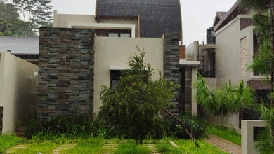 Kesempatan Langka, rumah Mewah di Ciawi, Bogor, LB 139m²