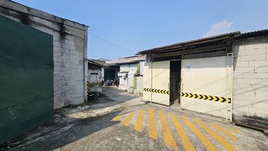 Gudang Tua di Jln.kapuk Raya