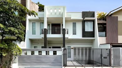 Jual Rumah Baru di Permata Buana, Jakarta Barat LT 300 m2