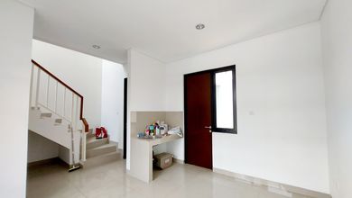 Rumah Favorit di Metland Puri, Jakarta Barat, 3 KT, Harga 1,7 Miliar