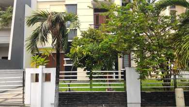 Dijual rumah Mewah di Permata Buana, Jakarta Barat - LT 250m²