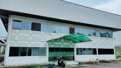 Pabrik di Kawasan Industri EJIP Cikarang 