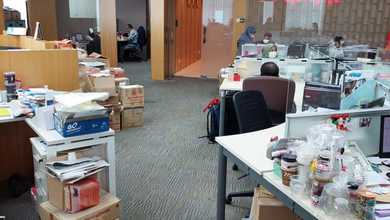 Office Space di APL Tower Central 
Jl Let Jend S Parman 
