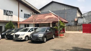 Pabrik di Raya Bosih Kel. Wanasari Cibitung