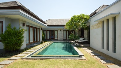 Dijual Villa di Berawa Canggu Bali