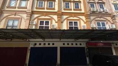 Penawaran Langka Ruko Baru di Roxy