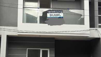 Promo Rumah di Meruya, Jakarta Barat, LB 70m², Harga 1,8 Miliar