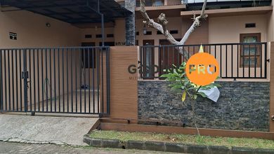 Dijual Rumah Strategis di Ciputat, Tangerang Selatan - LT 129m²