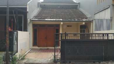 Rumah Dijual di Kebon Jeruk, Jakarta Barat, LB 90m², Harga Kompetitif!