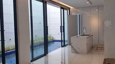 Kesempatan Eksklusif, rumah Prestisius di Kemang, Jakarta Selatan, LB 262m²