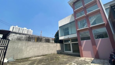 DIJUAL CEPAT RUKO SIAP HUNI DI LEBAK BULUS