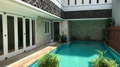 For Sale rumah Eksklusif di Kebayoran Baru, Jakarta Selatan - LT 624m²