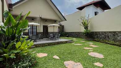 For Sale rumah Mewah di Sektor 9-Bintaro, Tangerang Selatan - LT 383m²