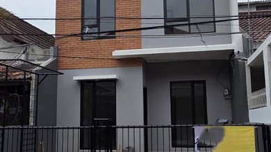 Dijual Rumah Nyaman di Sektor 5 - Bintaro, Tangerang Selatan - LT 90m²
