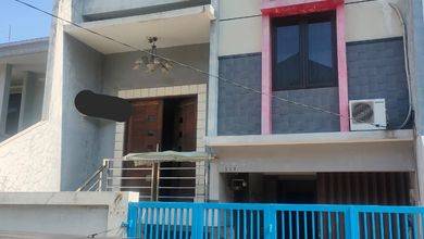 Rumah Modern Luas 91 Jual area Taman Cosmos, Jakarta Barat