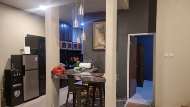 Dijual Rumah Strategis di Bojong Sari, Depok - LT 121m²